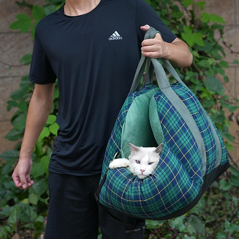 Fashion Portable Car Small Dog Nest - GlamzLife