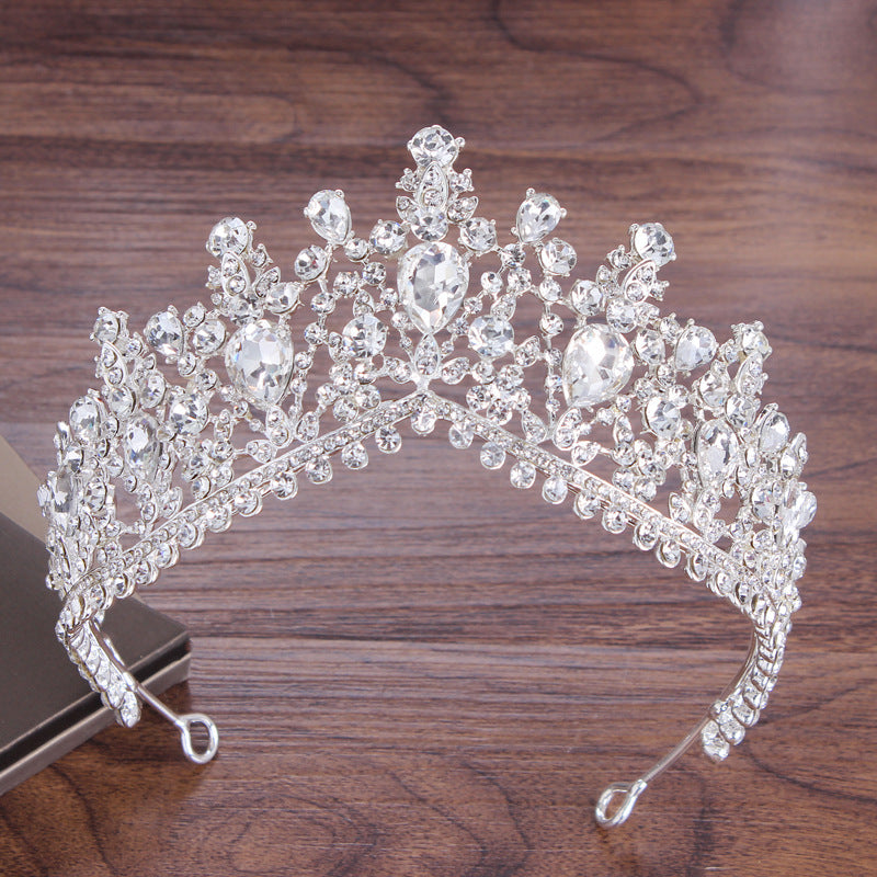 Dazzling Elegance: The Timeless Sparkle of Alloy Diamond Accessories | GlamzLife