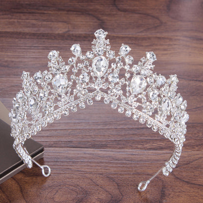 Dazzling Elegance: The Timeless Sparkle of Alloy Diamond Accessories | GlamzLife