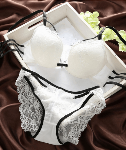 Non-Convertible Straps Push Up Bra Set | White | GlamzLife