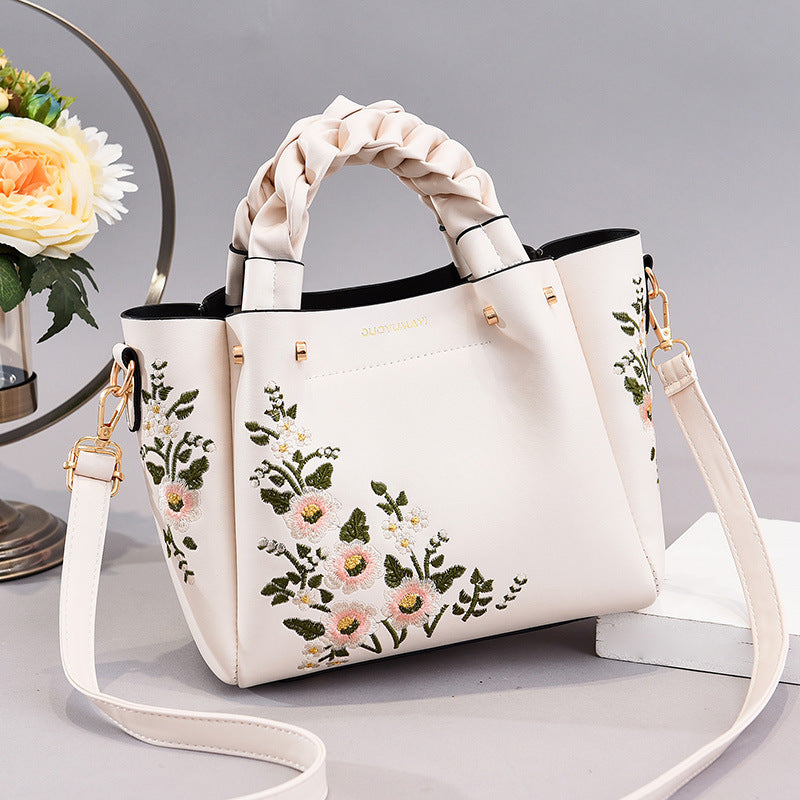 Women's Fashionable Shoulder Bag | GlamzLife